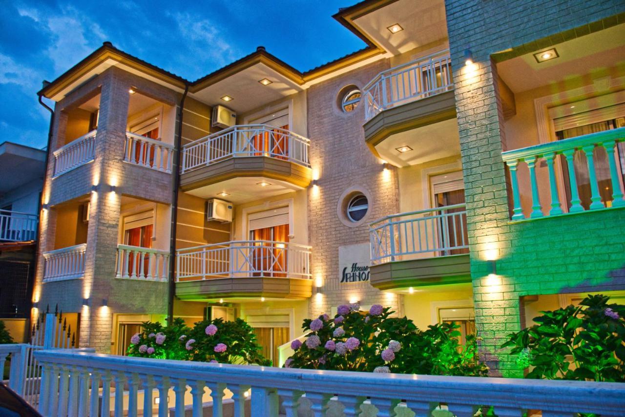 House Spanos Sarti Exterior photo